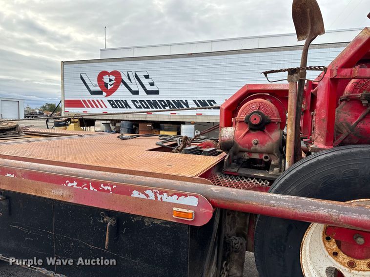 image for item DY8351 2007 International 7700 winch truck