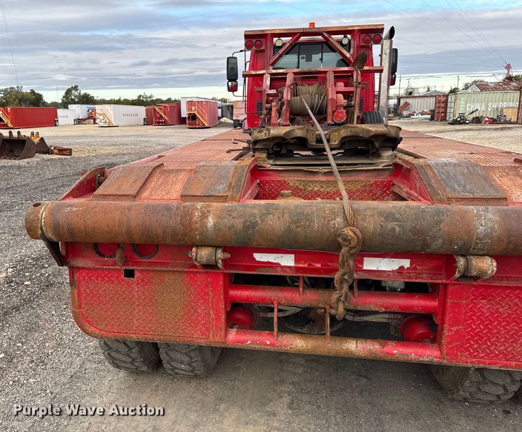 image for item DY8351 2007 International 7700 winch truck