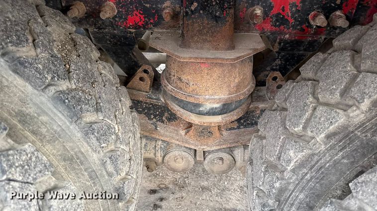 image for item DY8351 2007 International 7700 winch truck