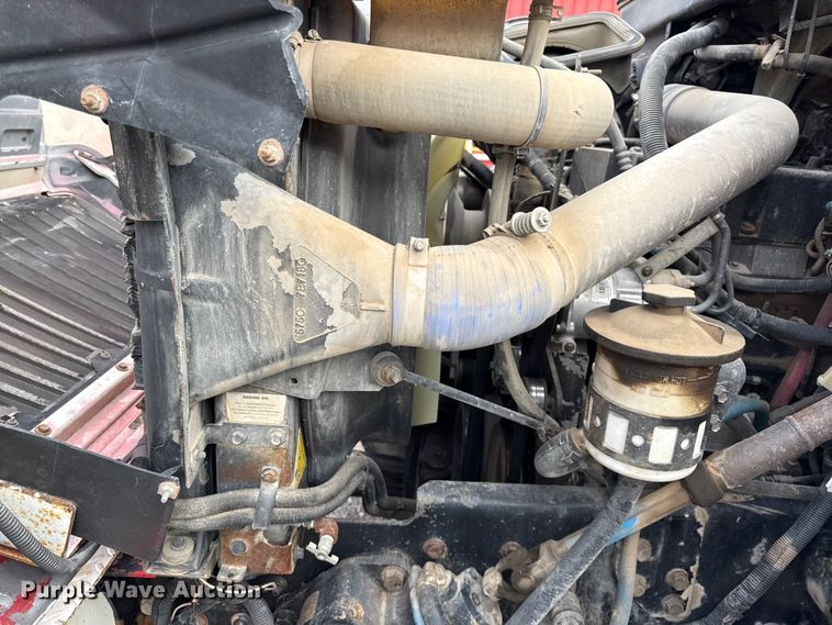 image for item DY8351 2007 International 7700 winch truck