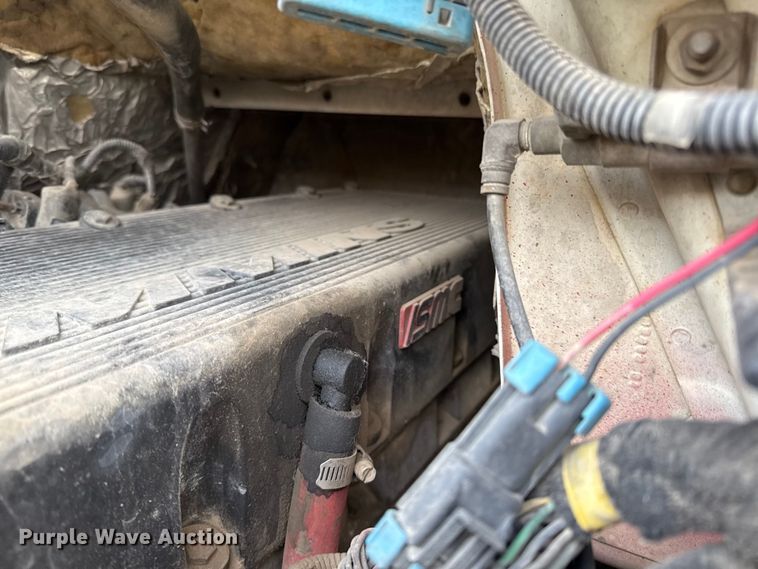 image for item DY8351 2007 International 7700 winch truck