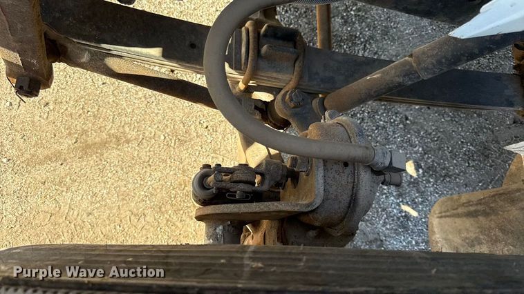 image for item DY8376 1995 International 8100 utility / service truck