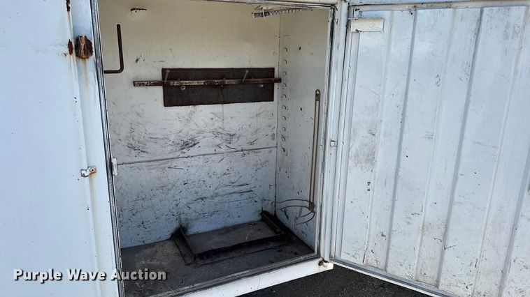 image for item DY8377 1995 International 8100 utility / service truck