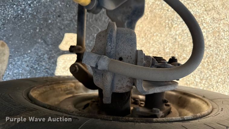 image for item DY8377 1995 International 8100 utility / service truck