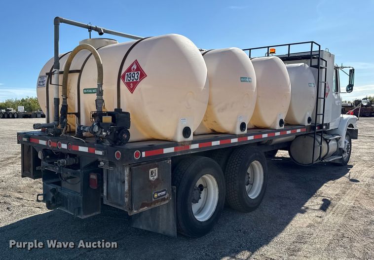 image for item DY8378 1997 Volvo  WG flatbed truck