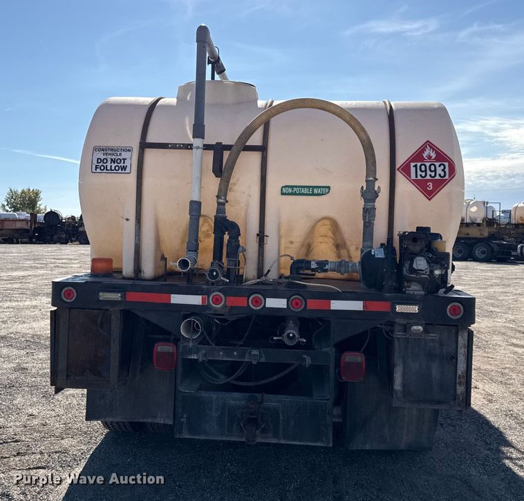 image for item DY8378 1997 Volvo  WG flatbed truck