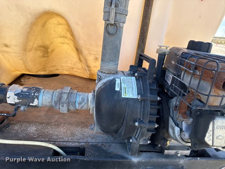 image for item DY8378 1997 Volvo  WG flatbed truck