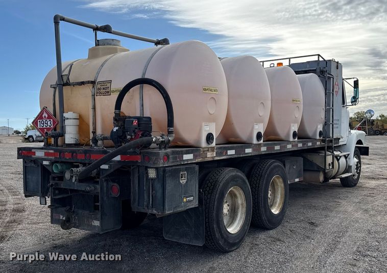 image for item DY8379 1994 Volvo WB flatbed truck