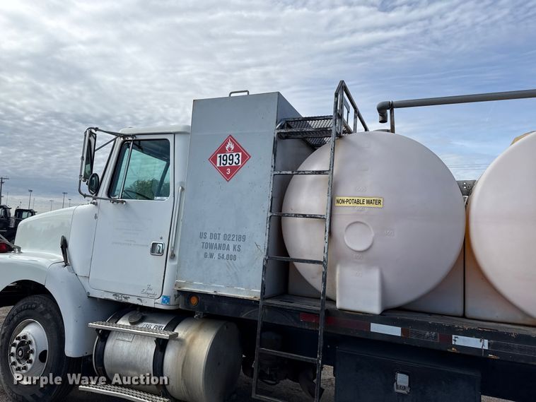 image for item DY8379 1994 Volvo WB flatbed truck