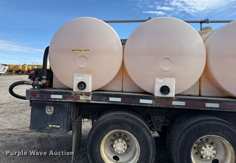 image for item DY8379 1994 Volvo WB flatbed truck