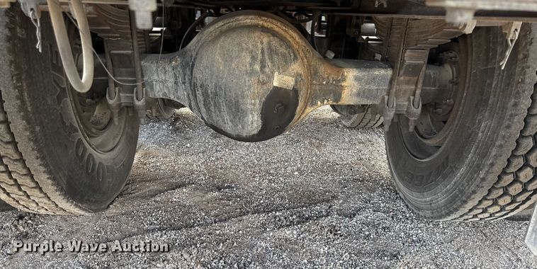 image for item DY8379 1994 Volvo WB flatbed truck