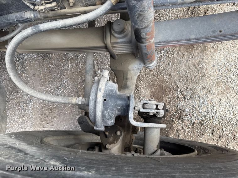 image for item DY8379 1994 Volvo WB flatbed truck