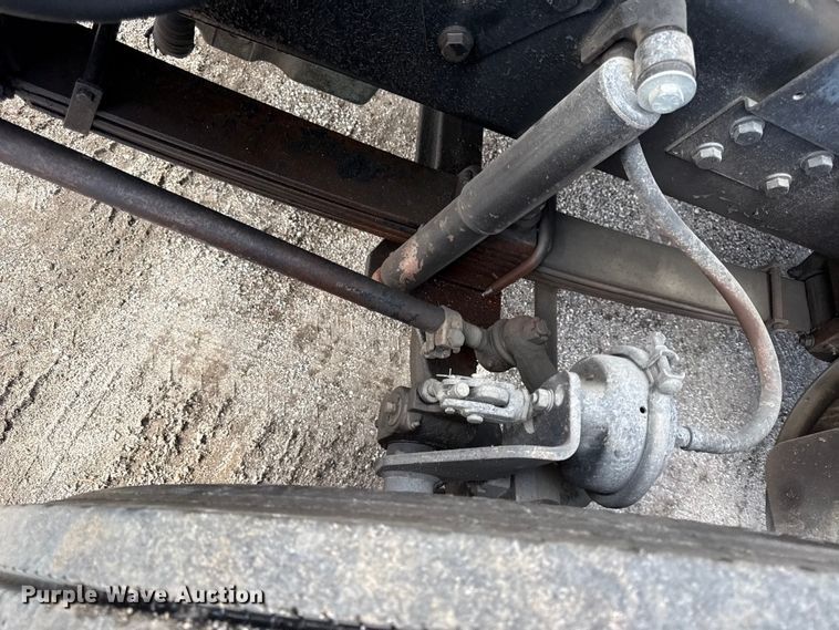 image for item DY8379 1994 Volvo WB flatbed truck