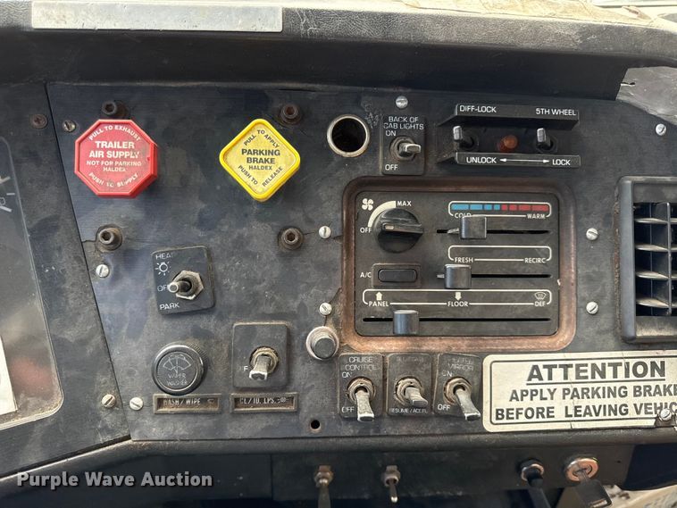 image for item DY8379 1994 Volvo WB flatbed truck