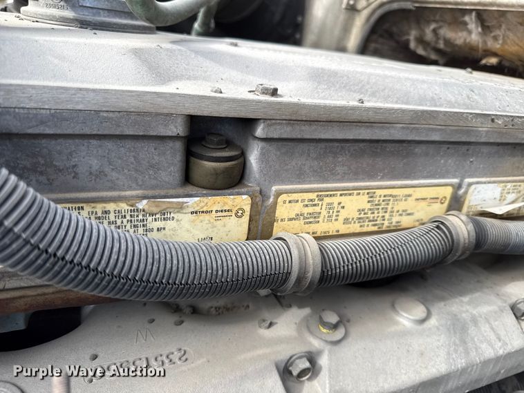 image for item DY8379 1994 Volvo WB flatbed truck