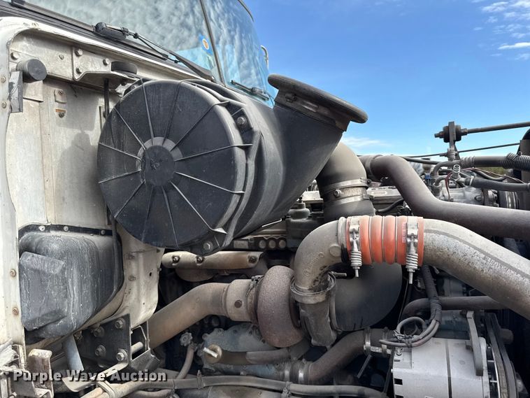 image for item DY8379 1994 Volvo WB flatbed truck