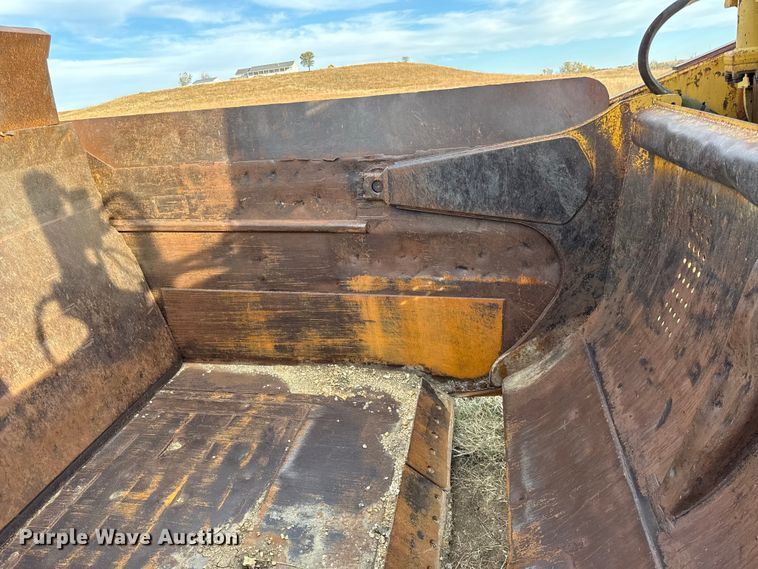 image for item DY8380 Caterpillar 631C conventional scraper 