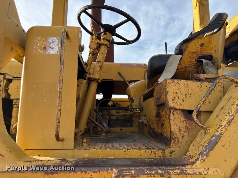 image for item DY8380 Caterpillar 631C conventional scraper 