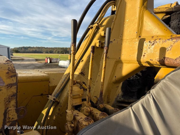 image for item DY8380 Caterpillar 631C conventional scraper 