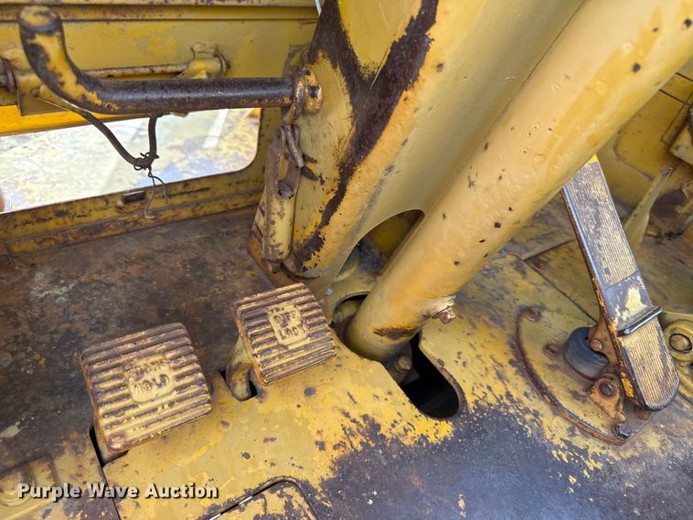 image for item DY8380 Caterpillar 631C conventional scraper 