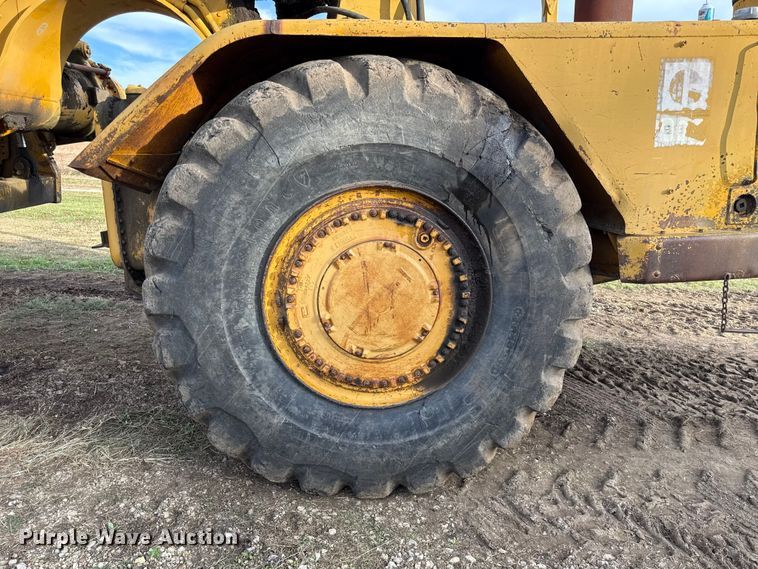 image for item DY8380 Caterpillar 631C conventional scraper 