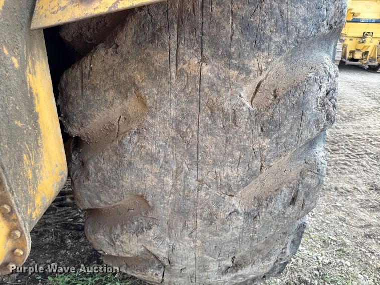 image for item DY8380 Caterpillar 631C conventional scraper 