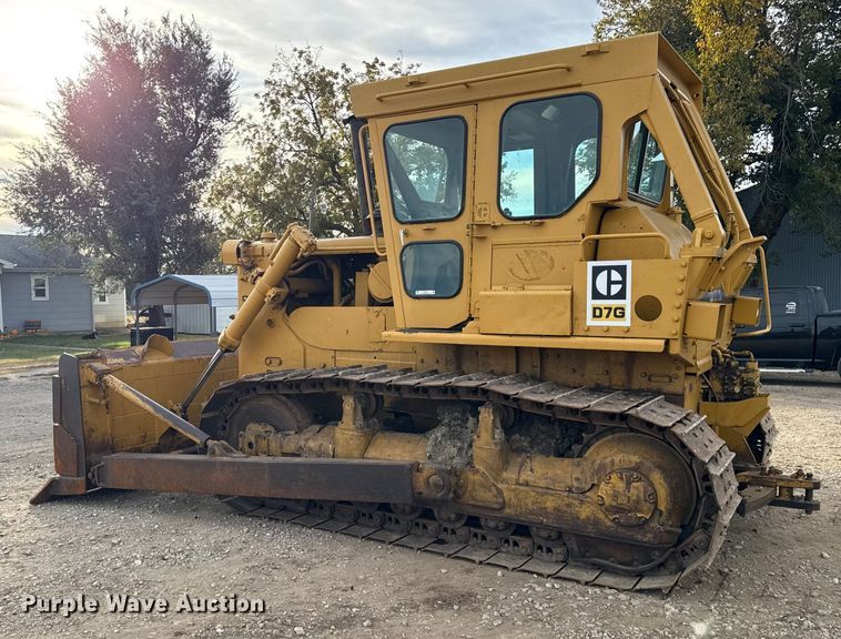 image for item DY8381 1985 Caterpillar D7G dozer