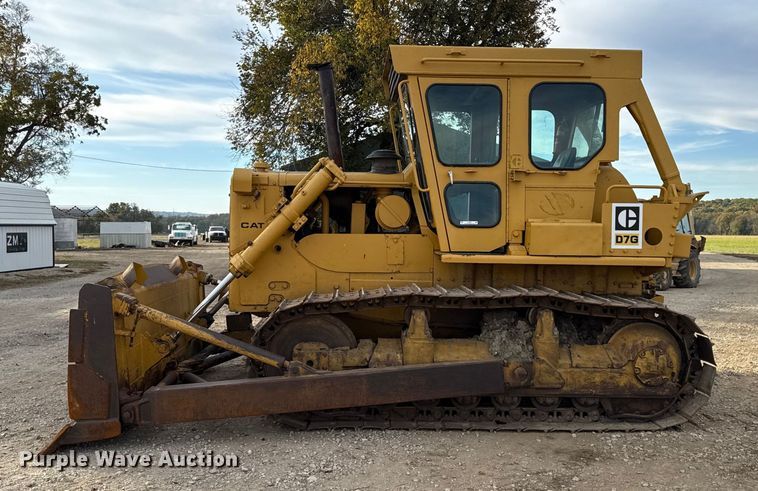 image for item DY8381 1985 Caterpillar D7G dozer