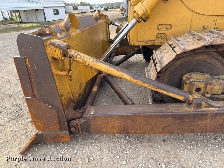 image for item DY8381 1985 Caterpillar D7G dozer