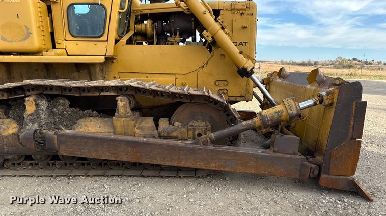 image for item DY8381 1985 Caterpillar D7G dozer