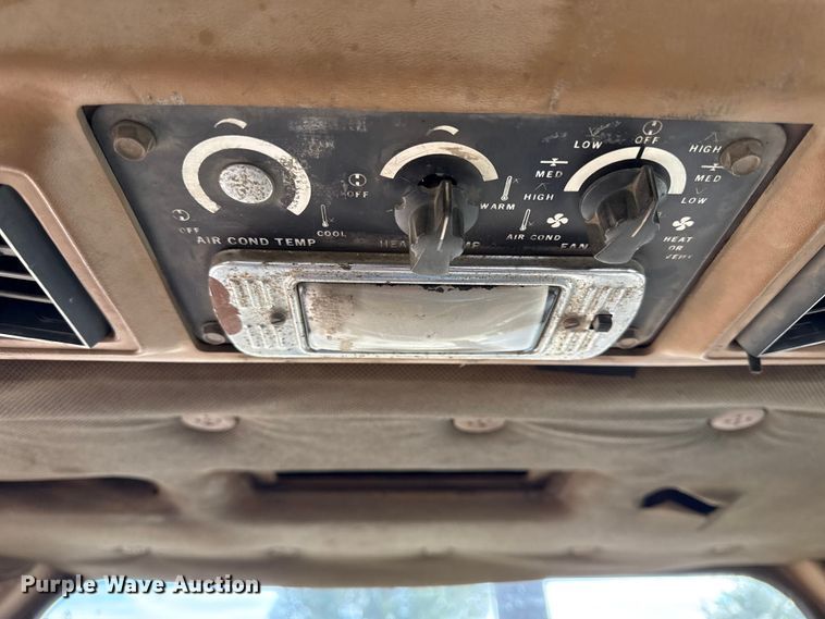 image for item DY8381 1985 Caterpillar D7G dozer