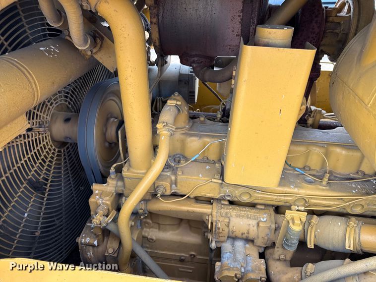image for item DY8381 1985 Caterpillar D7G dozer