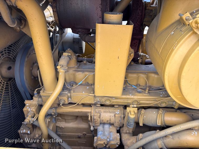 image for item DY8381 1985 Caterpillar D7G dozer