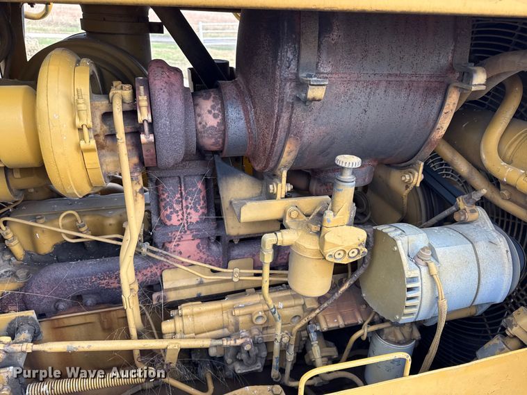 image for item DY8381 1985 Caterpillar D7G dozer
