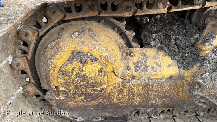 image for item DY8381 1985 Caterpillar D7G dozer