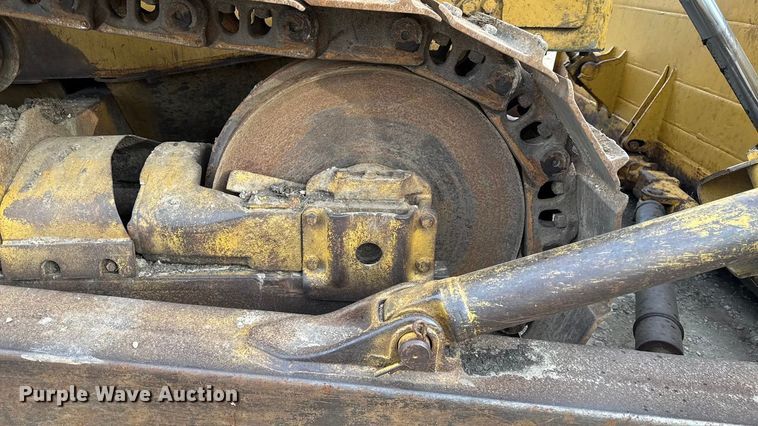 image for item DY8381 1985 Caterpillar D7G dozer