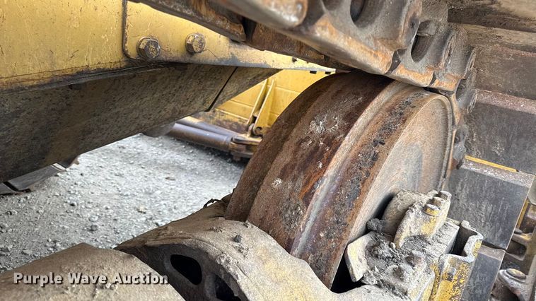 image for item DY8381 1985 Caterpillar D7G dozer