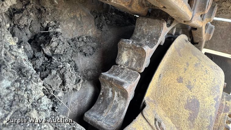 image for item DY8381 1985 Caterpillar D7G dozer