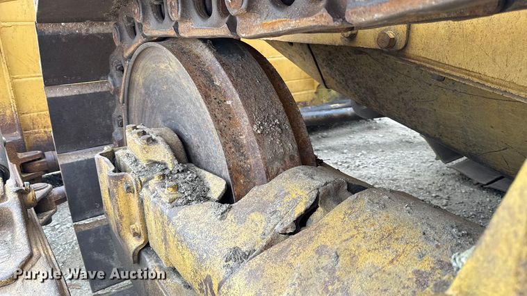 image for item DY8381 1985 Caterpillar D7G dozer