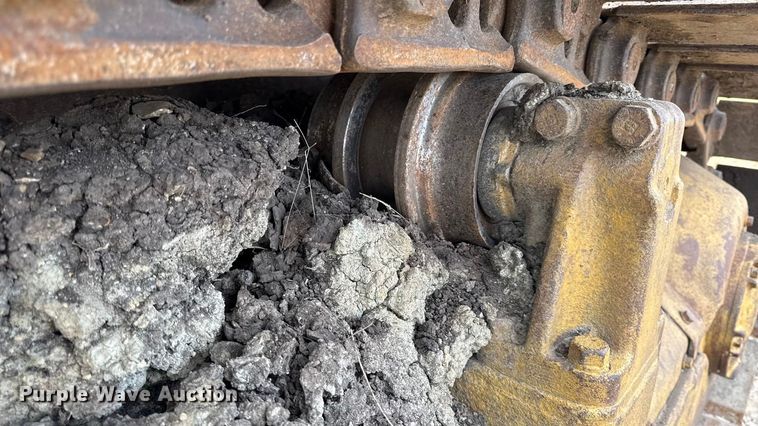 image for item DY8381 1985 Caterpillar D7G dozer