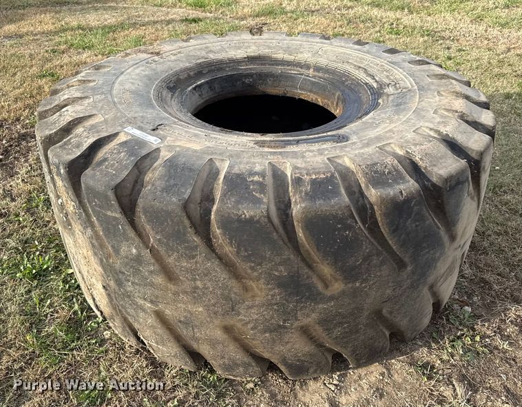 image for item DY8383 Galaxy 29.5-25 wheel loader tire