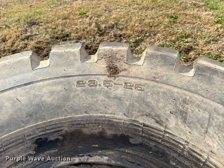 image for item DY8383 Galaxy 29.5-25 wheel loader tire