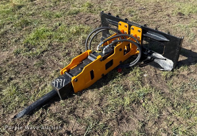 image for item DY8400 2024 Giyi 680 skid steer breaker