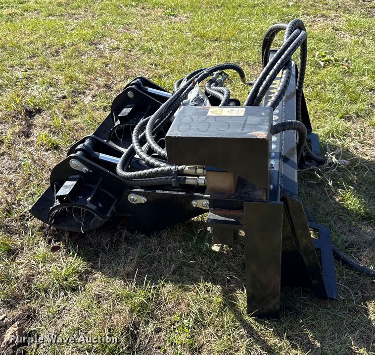 image for item DY8403 Pole grapple skid steer pole clamp