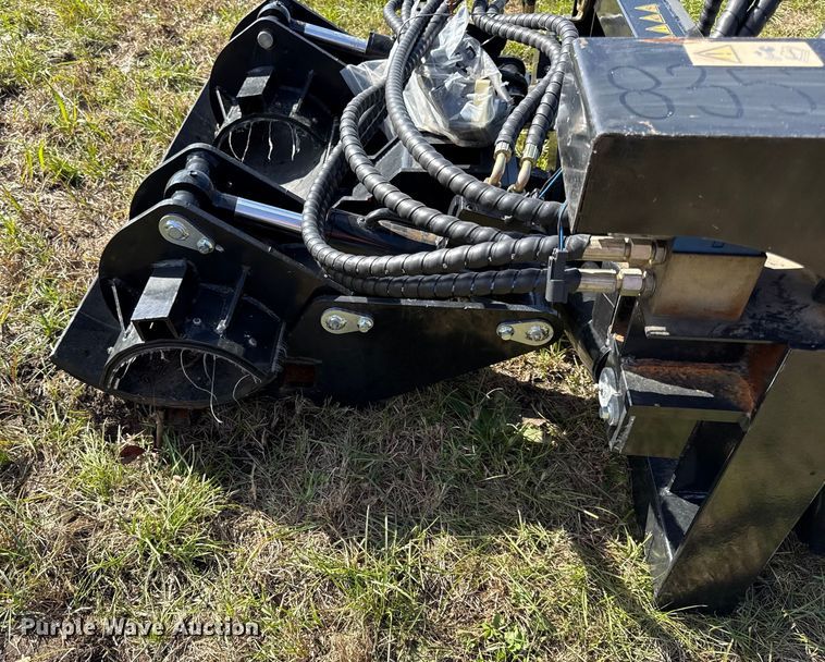 image for item DY8403 Pole grapple skid steer pole clamp