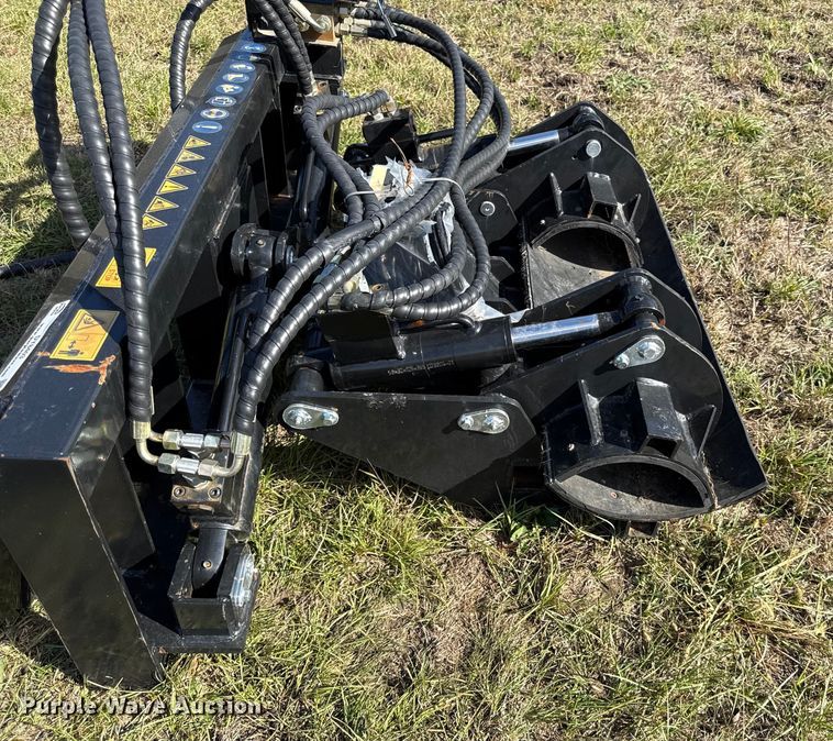 image for item DY8403 Pole grapple skid steer pole clamp