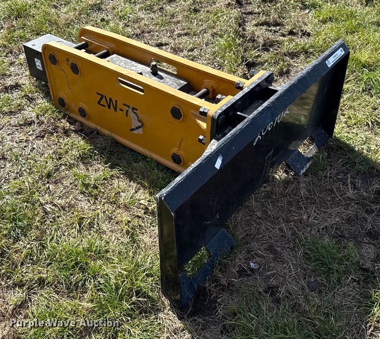 image for item DY8413 2025 Wolverine CB-11-750F skid steer breaker