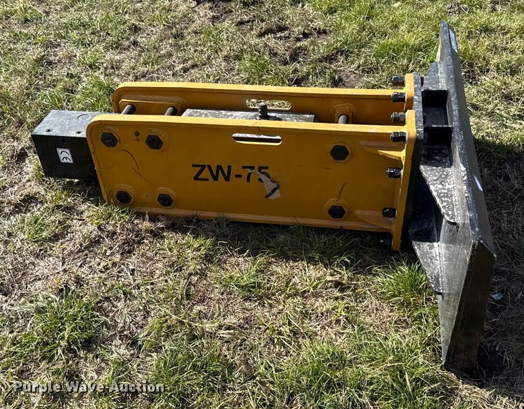 image for item DY8413 2025 Wolverine CB-11-750F skid steer breaker