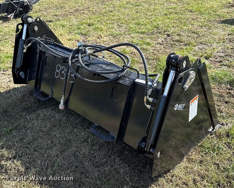 image for item DY8415 2025 TopCat 4IN1BCT skid steer bucket