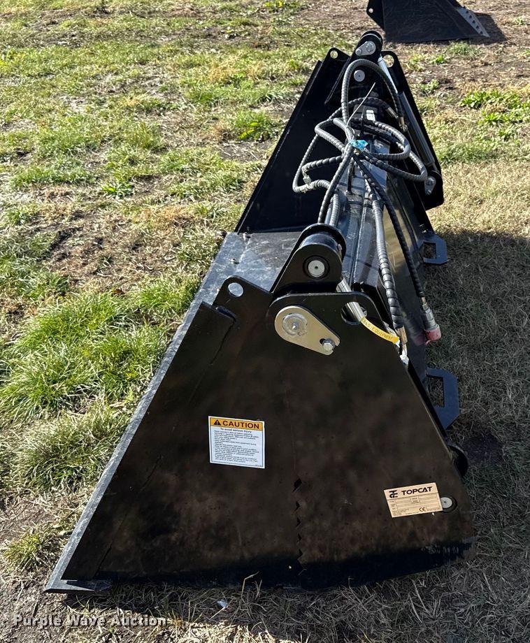 image for item DY8415 2025 TopCat 4IN1BCT skid steer bucket